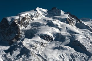 ds1_8914-18_hdr_monte_rosa2